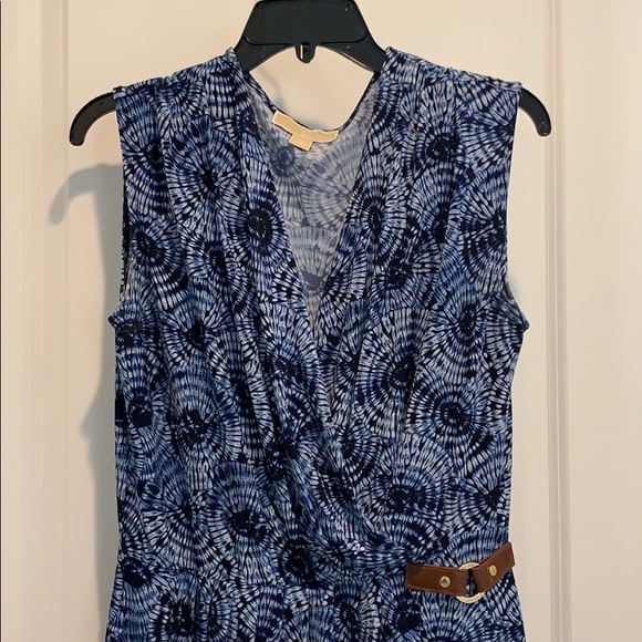 Adorable Michael Kors faux wrap dress - Picture 3 of 5